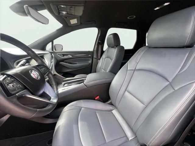 Photo of 2024 White Buick Enclave