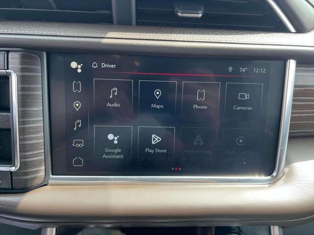 Photo of 2023 White Frost Tricoat GMC Yukon