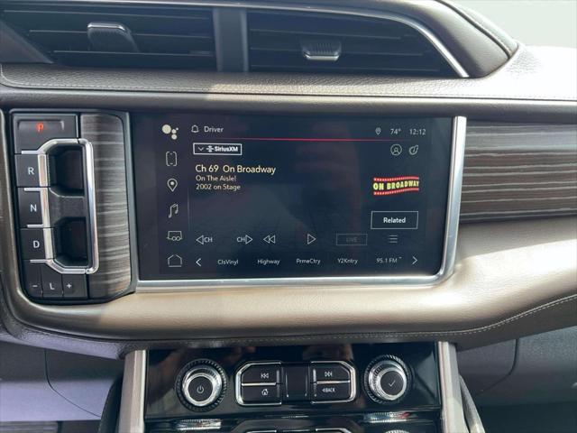 Photo of 2023 White Frost Tricoat GMC Yukon