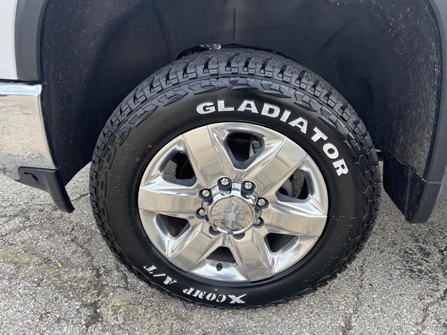 Photo of 2020 Summit White Chevrolet Silverado 2500