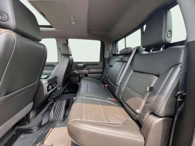 Photo of 2022 Onyx Black GMC Sierra 2500