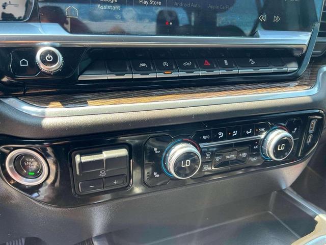 Photo of 2023 Onyx Black GMC Sierra 1500