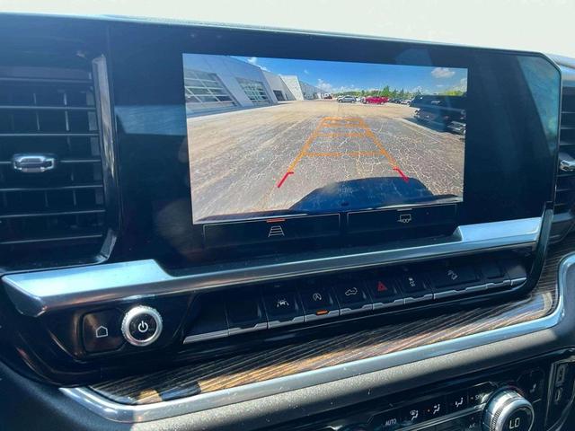Photo of 2023 Onyx Black GMC Sierra 1500