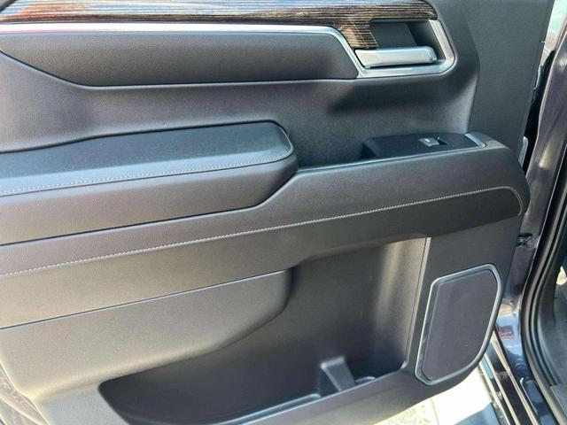Photo of 2023 Onyx Black GMC Sierra 1500