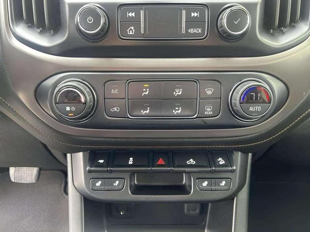 Photo of 2021 Summit White GMC Canyon