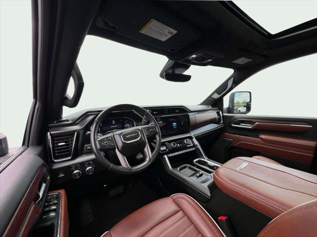 Photo of 2024 Onyx Black GMC Sierra 2500