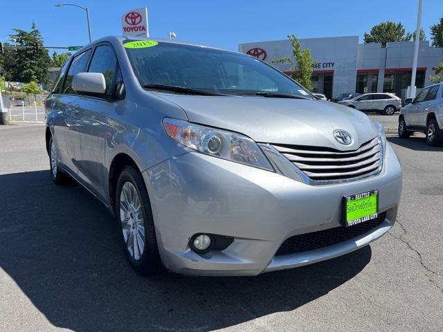 2015 Toyota Sienna