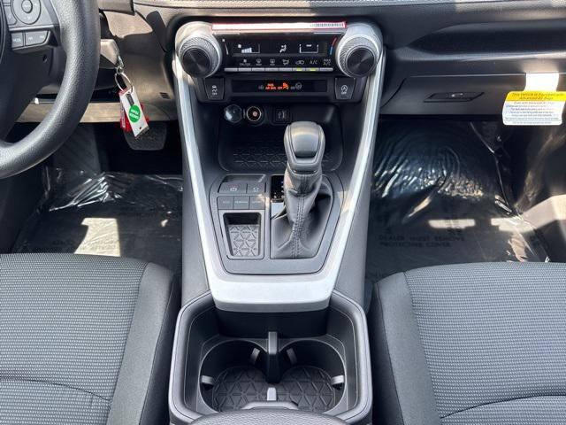 Photo of 2025 Ice Cap Toyota RAV4