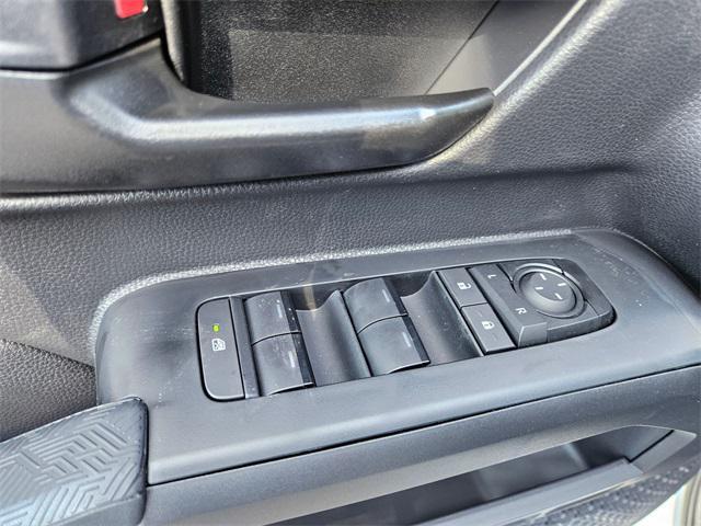 Photo of 2025 Ice Cap Toyota Tacoma