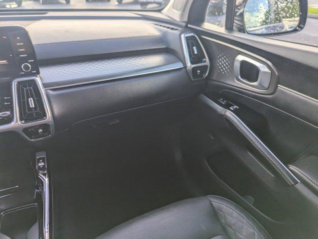 Photo of 2021 Sapphire Blue Kia Sorento