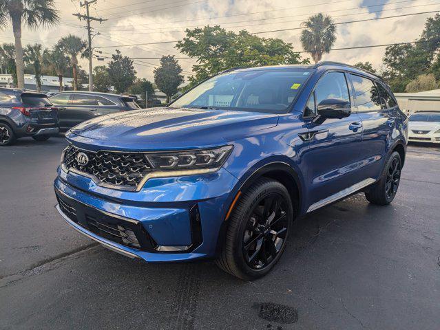 Photo of 2021 Sapphire Blue Kia Sorento