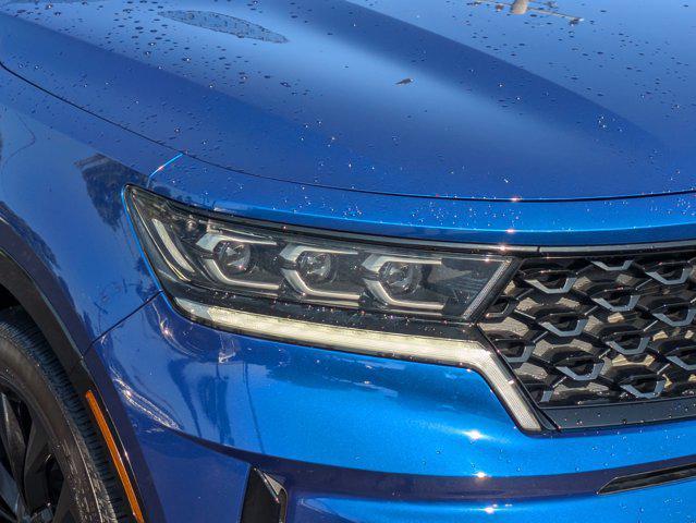 Photo of 2023 Sapphire Blue Kia Sorento