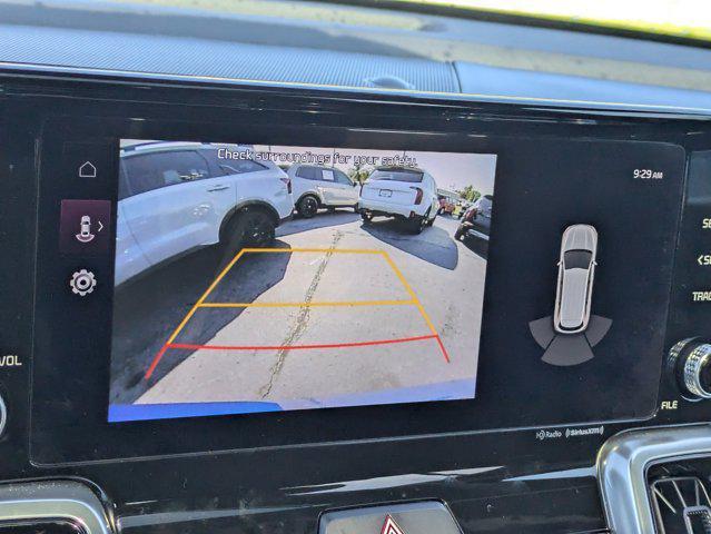 Photo of 2023 Sapphire Blue Kia Sorento