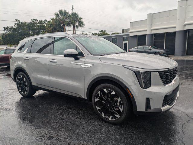 Photo of 2025 Wolf Gray Kia Sorento