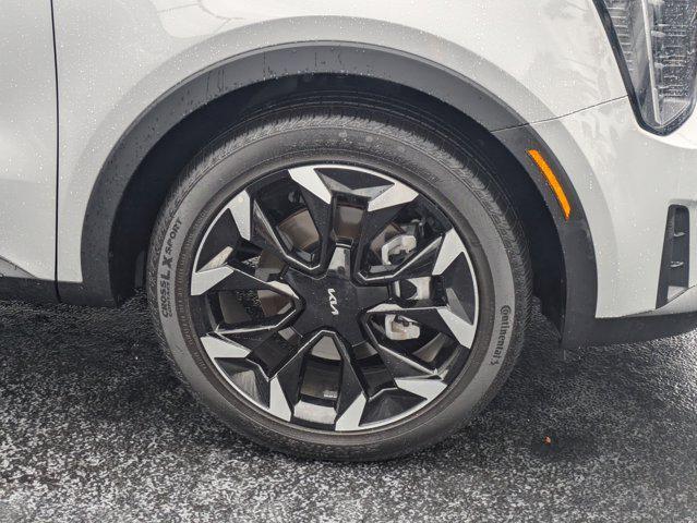 Photo of 2025 Wolf Gray Kia Sorento