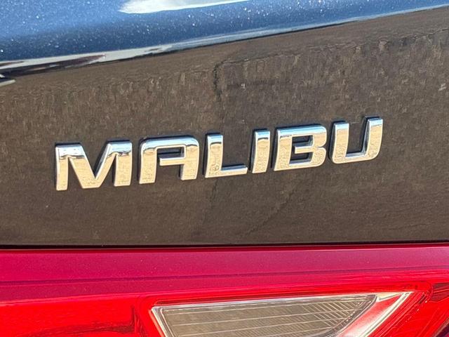 Photo of 2020 Mosaic Black Metallic Chevrolet Malibu