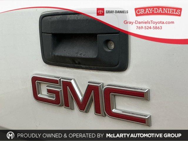 Photo of 2017 White Frost Tri-Coat GMC Sierra 1500