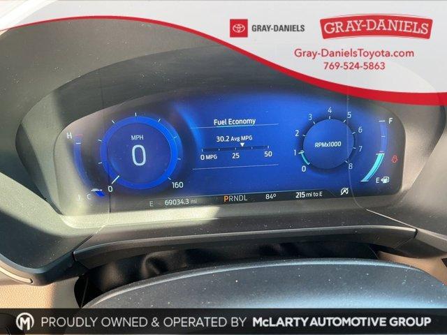 Photo of 2021 White Ford Escape