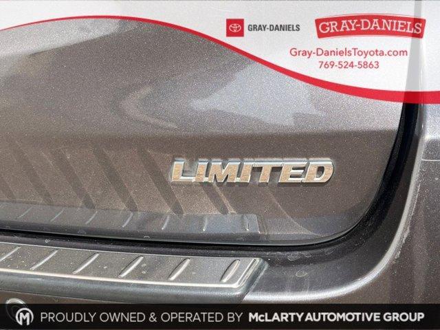 Photo of 2015 Predawn Gray Mica Toyota Highlander