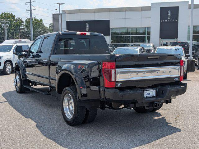 Photo of 2022 AGATE BLACK Ford F-450