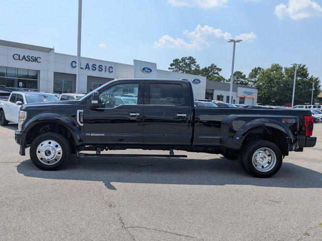 Photo of 2022 AGATE BLACK Ford F-450