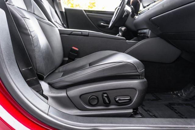 Photo of 2021 Matador Red Mica Lexus ES 300h
