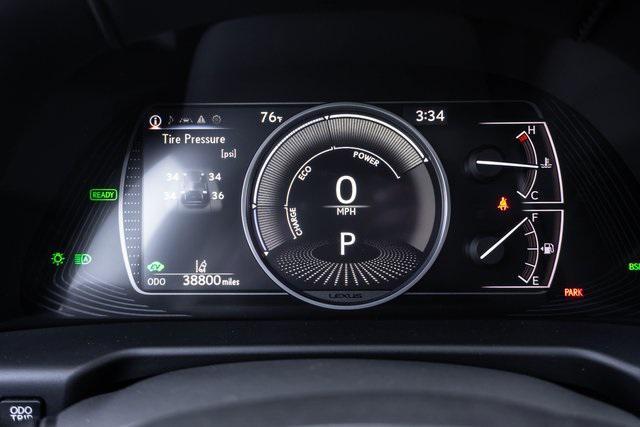 Photo of 2021 Matador Red Mica Lexus ES 300h