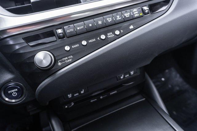 Photo of 2021 Matador Red Mica Lexus ES 300h