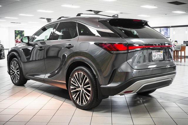 Photo of 2024 Cloudburst Gray Lexus RX 350