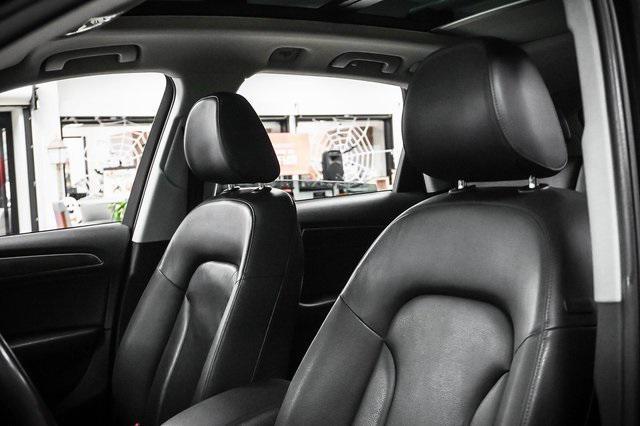 Photo of 2015 Lava Gray Pearl Effect Audi Q5