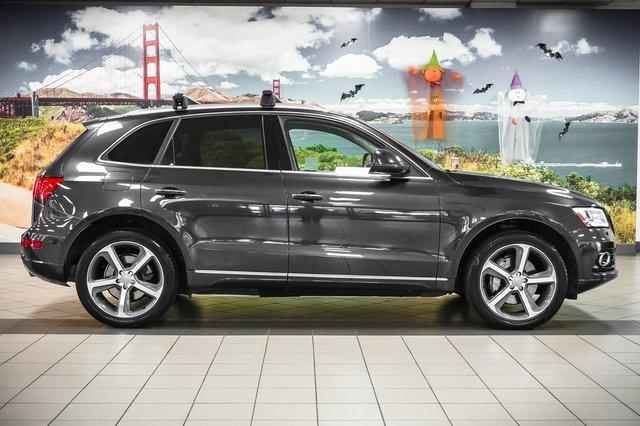 Photo of 2015 Lava Gray Pearl Effect Audi Q5