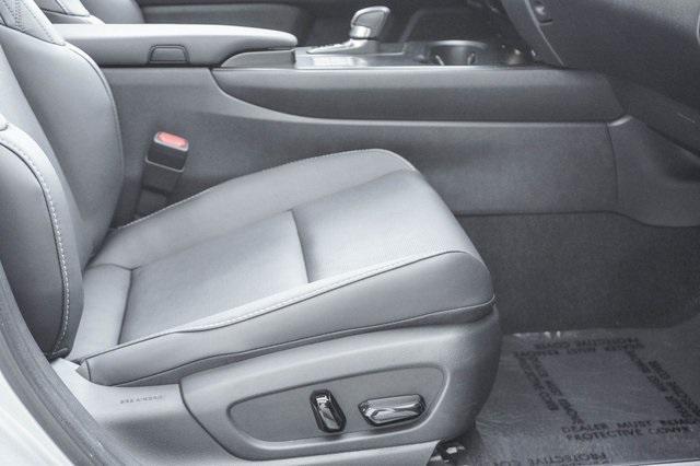 Photo of 2025 Iridium Lexus UX 300h