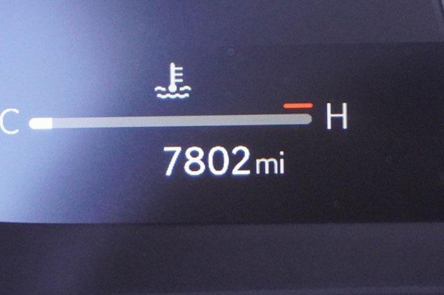 Photo of 2025 Iridium Lexus UX 300h