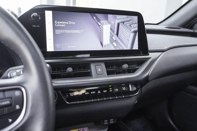 Photo of 2025 Iridium Lexus UX 300h