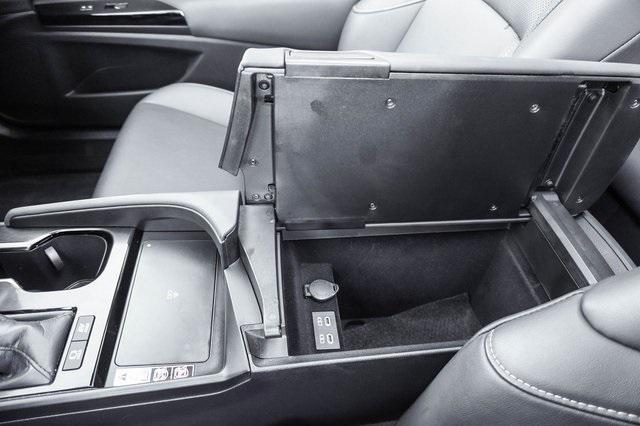 Photo of 2023 * Lexus ES 300h