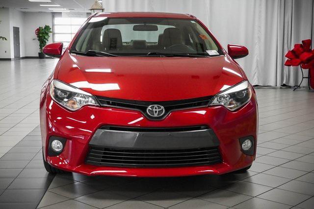 Photo of 2016 Barcelona Red Metallic Toyota Corolla