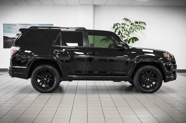 Photo of 2021 Midnight Black Metallic Toyota 4Runner
