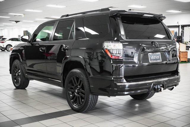 Photo of 2021 Midnight Black Metallic Toyota 4Runner