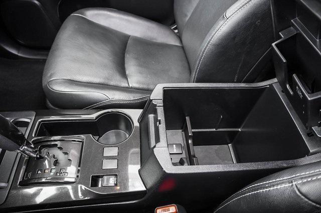 Photo of 2021 Midnight Black Metallic Toyota 4Runner