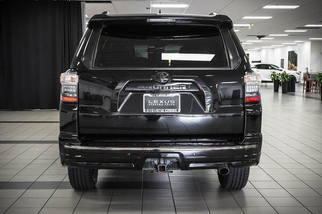 Photo of 2021 Midnight Black Metallic Toyota 4Runner