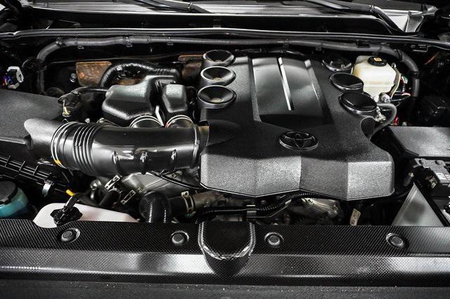 Photo of 2021 Midnight Black Metallic Toyota 4Runner