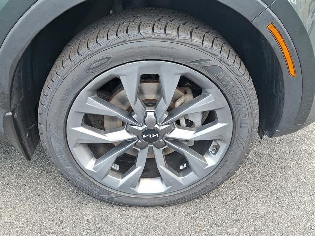 Photo of 2022 Aruba Green Kia Sorento
