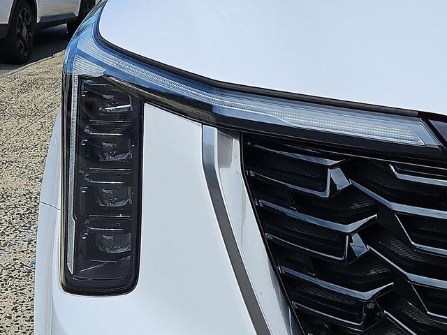 Photo of 2024 Glacial White Pearl Kia Sorento