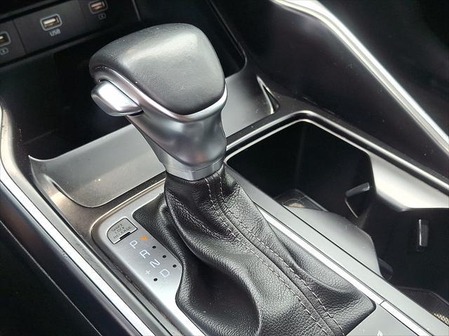 Photo of 2022 Ebony Black Kia Sorento