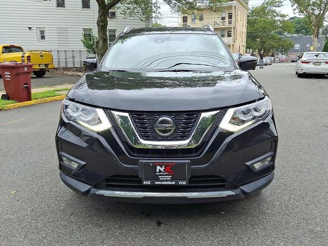 Photo of 2019 Magnetic Black Pearl Nissan Rogue