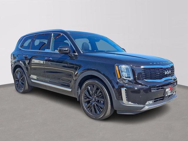 Photo of 2022 Black Copper Kia Telluride