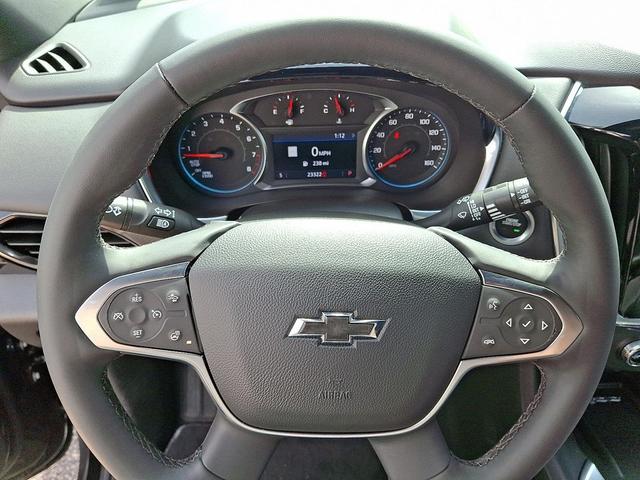 Photo of 2023 Mosaic Black Metallic Chevrolet Traverse