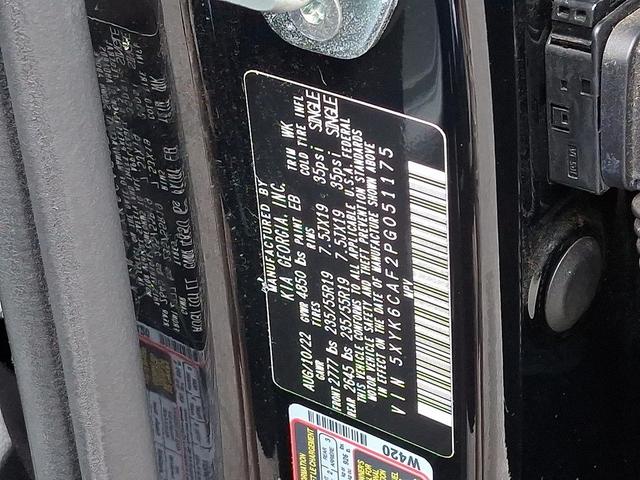 Photo of 2023 Ebony Black Kia Sportage
