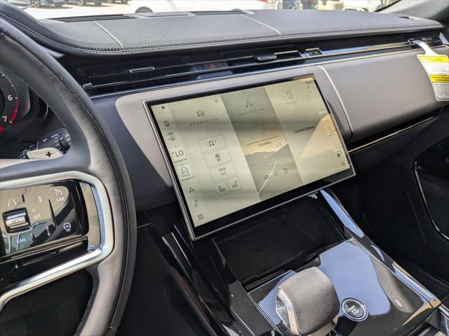 Photo of 2025 Carpathian Grey Premium Metallic Land Rover Range Rover Sport