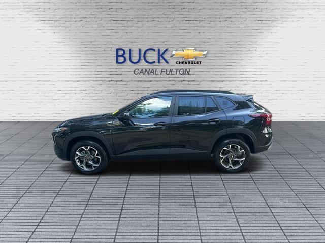 Photo of 2025 Mosaic Black Metallic Chevrolet Trax